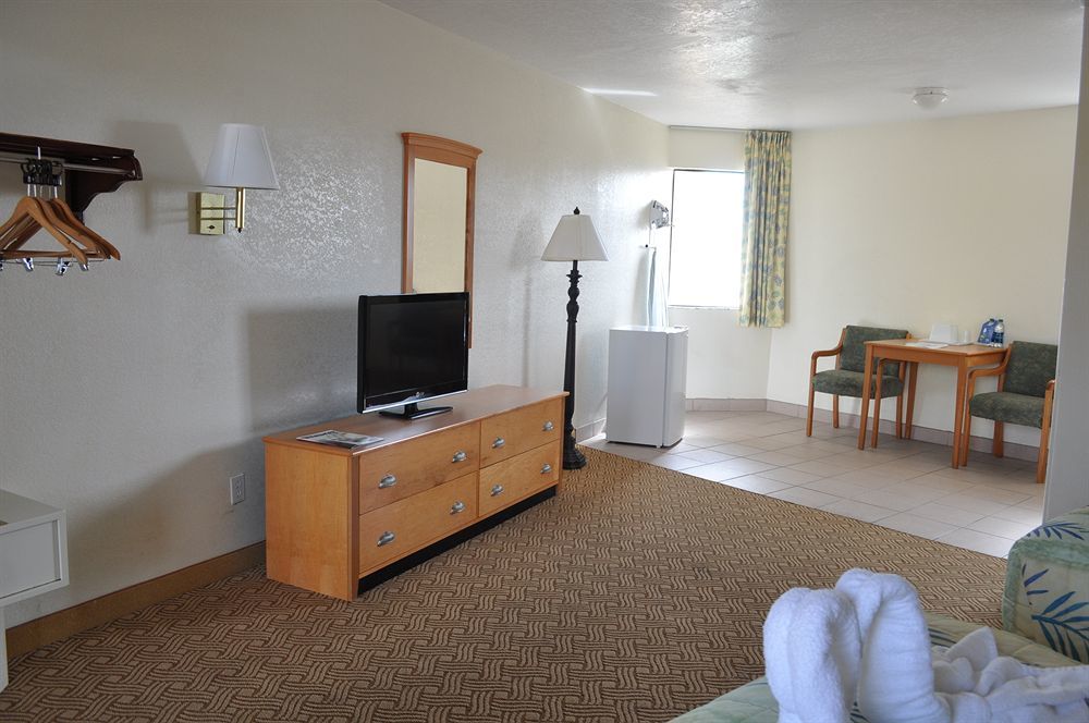 Roomba Inn & Suites - Daytona Beach Exteriér fotografie
